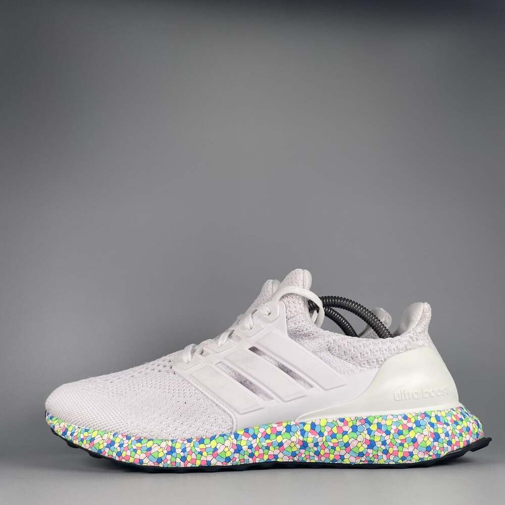 Adidas UltraBoost 5.0 Mens 10 DNA Mosaic Boost Pack White Multicolor Running EUC
